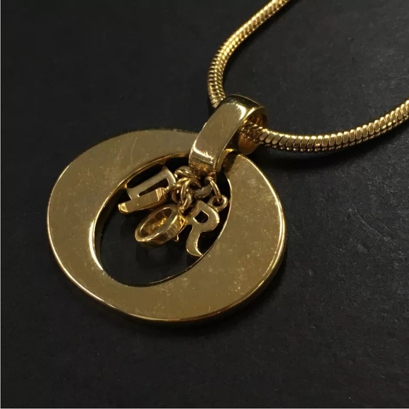 Christian Dior Gold Tone Necklace - Picture 3 of 8